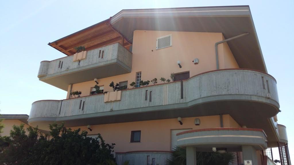 B&B Mirella Citta Sant'Angelo Exterior photo